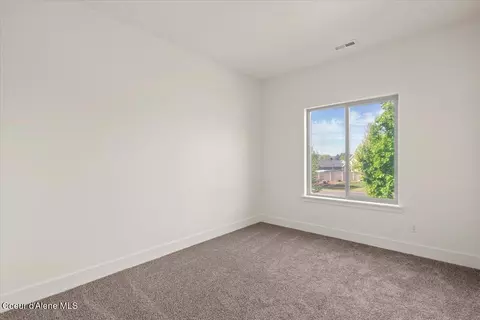 Bedroom - 627 N Galbraith Lp, Post Falls, ID 83854 photo 4 of 7