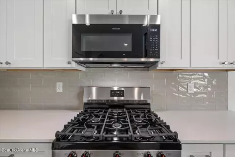 Kitchen - 627 N Galbraith Lp, Post Falls, ID 83854 photo 6 of 6