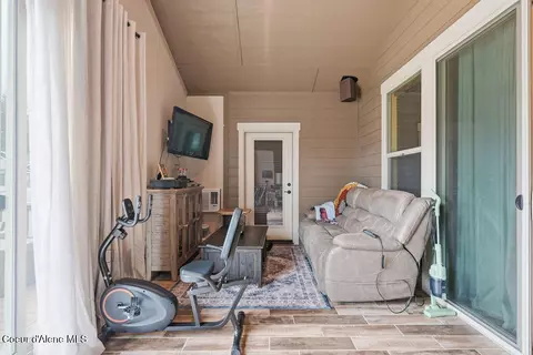 Exterior - 966 E Hurricane Dr, Hayden, ID 83835 photo 2 of 12
