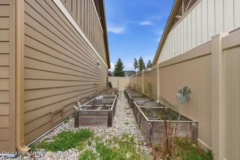 Exterior - 966 E Hurricane Dr, Hayden, ID 83835 photo 7 of 12