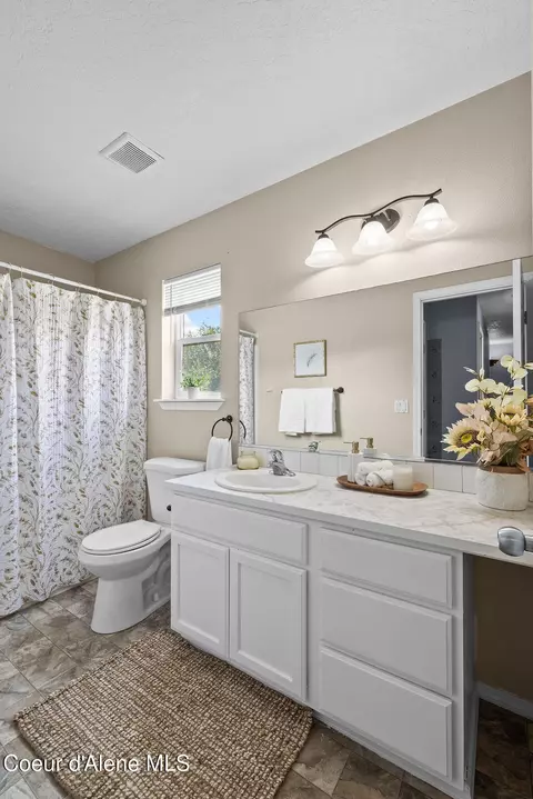 Bath - 1241 E Mesquite Ct, Post Falls, ID 83854 photo 2 of 2