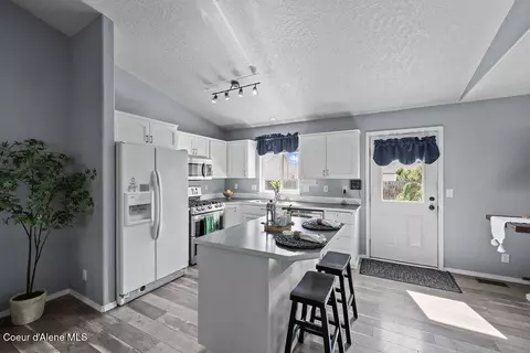 Kitchen - 1241 E Mesquite Ct, Post Falls, ID 83854 photo 1 of 3