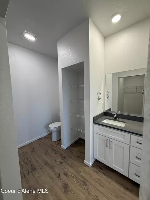 Bath - 5258 E Antares Ln, Post Falls, ID 83854 photo 7 of 7