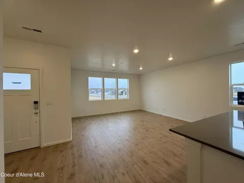 Living - 5258 E Antares Ln, Post Falls, ID 83854 photo 5 of 6