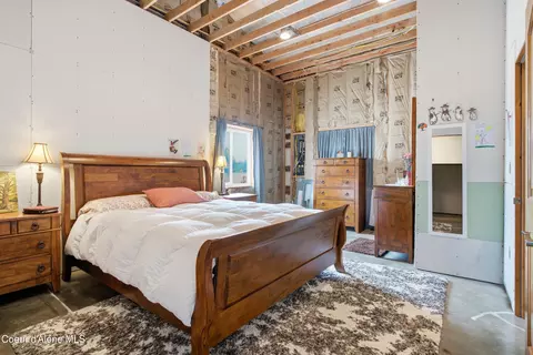 Bedroom - 2455 E War Eagle Ave, Athol, ID 83801 photo 2 of 6