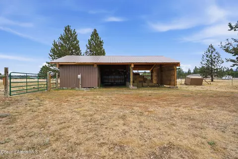 Exterior - 2455 E War Eagle Ave, Athol, ID 83801 photo 10 of 12