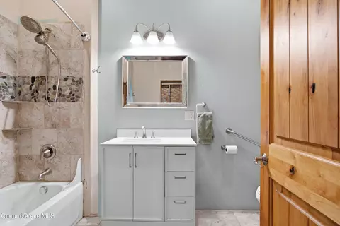 Bath - 2455 E War Eagle Ave, Athol, ID 83801 photo 3 of 3