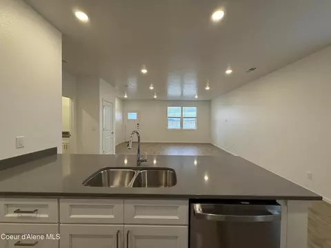 Living - 5280 E Aquila Ave, Post Falls, ID 83854 photo 5 of 7