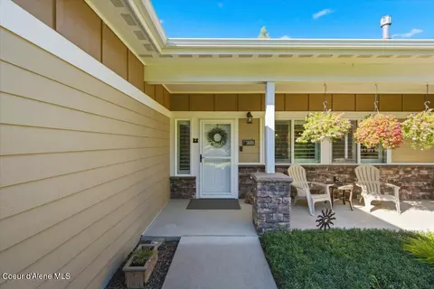 Exterior - 31288 N Sienna Loop, Athol, ID 83801 photo 4 of 10