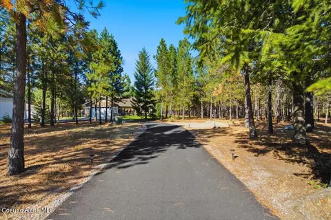 Exterior - 31288 N Sienna Loop, Athol, ID 83801 photo 2 of 10