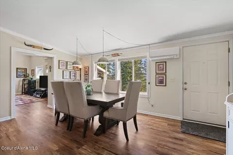 Dining - 7497 E Forest View Rd, Athol, ID 83801 photo 1 of 2