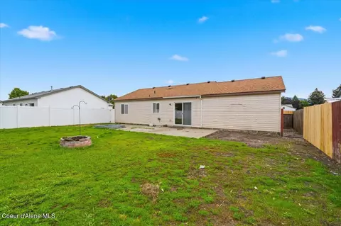 Exterior - 1003 E Teton Ave, Post Falls, ID 83854 photo 4 of 6