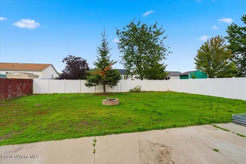 Exterior - 1003 E Teton Ave, Post Falls, ID 83854 photo 3 of 6