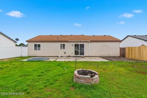 Exterior - 1003 E Teton Ave, Post Falls, ID 83854 photo 5 of 6