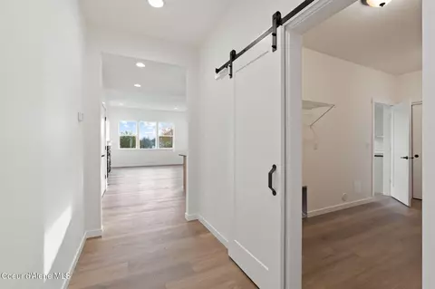 Entry Way - 1127 E Walton Ct, Post Falls, ID 83854 photo 2 of 3