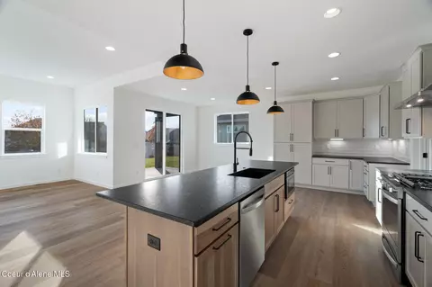 Kitchen - 1127 E Walton Ct, Post Falls, ID 83854 photo 4 of 5