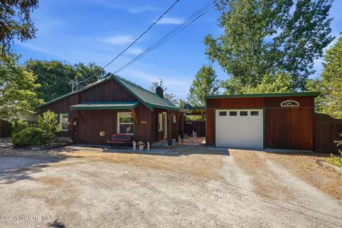 Exterior - 1601 Main St, Sandpoint, ID 83864 photo 3 of 14