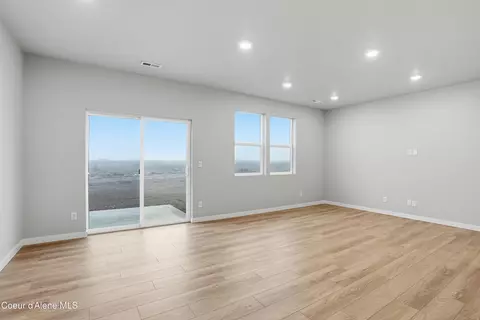 Living - 4545 E Rare Fox Ave, Post Falls, ID 83854 photo 1 of 4