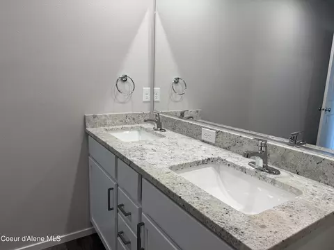 4563 E Rare Fox Ave, Post Falls, ID 83854 photo 8