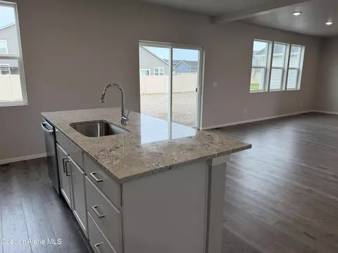 4563 E Rare Fox Ave, Post Falls, ID 83854 photo 3