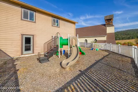 Exterior - 19459 W Riverview Dr, Post Falls, ID 83854 photo 2 of 6