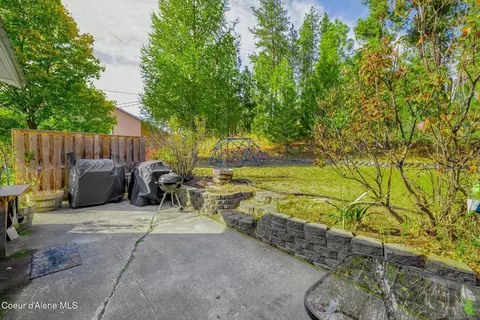 Exterior - 19459 W Riverview Dr, Post Falls, ID 83854 photo 5 of 6