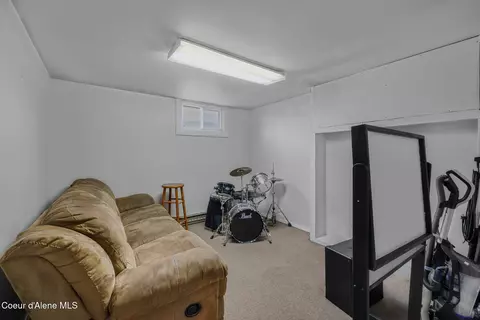 Bedroom - 19459 W Riverview Dr, Post Falls, ID 83854 photo 1 of 5