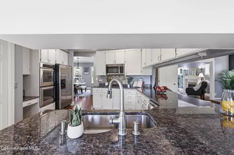 Kitchen - 4331 E Sterling Dr, Post Falls, ID 83854 photo 3 of 3