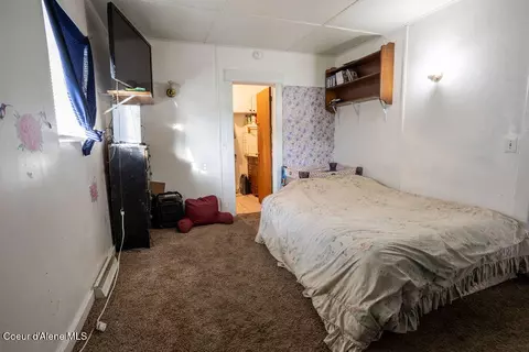 Bedroom - 401 W Mission Ave, Kellogg, ID 83837 photo 1 of 2
