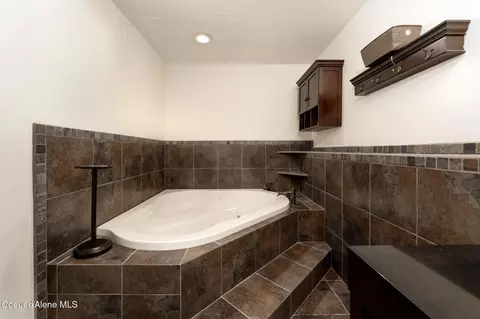 Bath - 2526 N Alfalfa Loop, Post Falls, ID 83854 photo 1 of 4