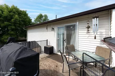 Exterior - 2526 N Alfalfa Loop, Post Falls, ID 83854 photo 3 of 8