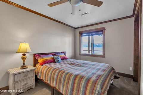 Bedroom - 428 E Beachhouse Ln, Harrison, ID 83833 photo 4 of 6