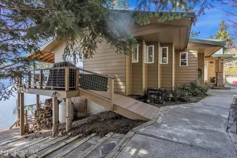 Exterior - 428 E Beachhouse Ln, Harrison, ID 83833 photo 8 of 13