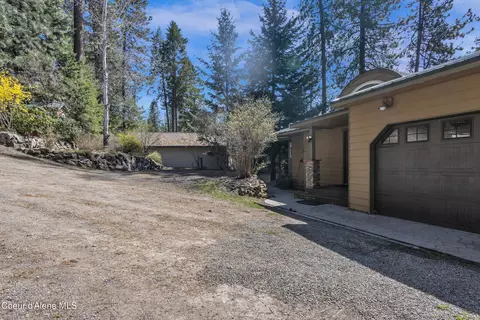 Exterior - 428 E Beachhouse Ln, Harrison, ID 83833 photo 2 of 13