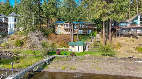 Exterior - 428 E Beachhouse Ln, Harrison, ID 83833 photo 10 of 13