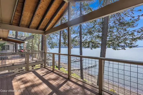 Exterior - 428 E Beachhouse Ln, Harrison, ID 83833 photo 6 of 13