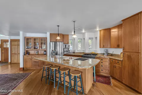 Kitchen - 428 E Beachhouse Ln, Harrison, ID 83833 photo 2 of 4