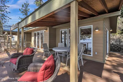 Exterior - 428 E Beachhouse Ln, Harrison, ID 83833 photo 7 of 13