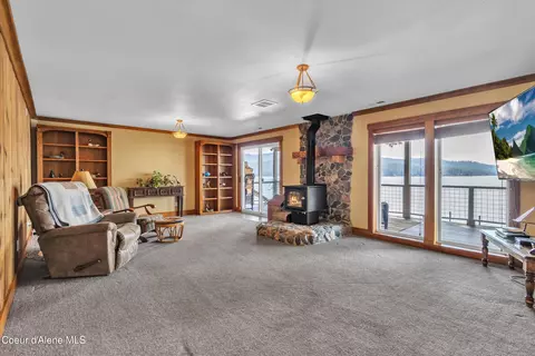 Living - 428 E Beachhouse Ln, Harrison, ID 83833 photo 2 of 6