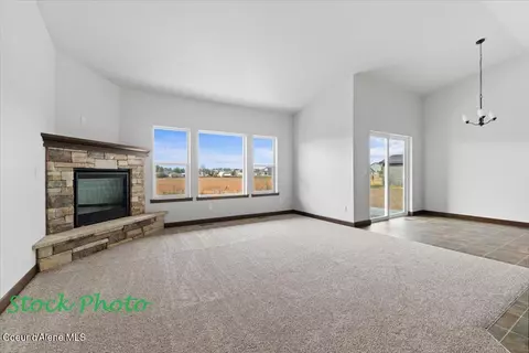 Living - 1139 Jersey St, Sandpoint, ID 83864 photo 1 of 6