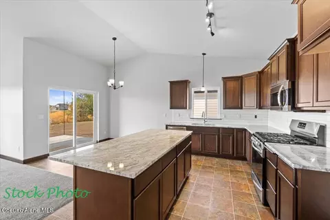 Kitchen - 1139 Jersey St, Sandpoint, ID 83864 photo 2 of 2