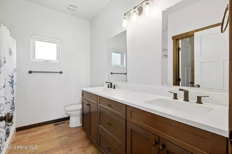 Bath - 12090 N Gipper Loop, Rathdrum, ID 83858 photo 1 of 3