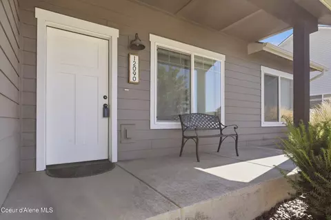 Exterior - 12090 N Gipper Loop, Rathdrum, ID 83858 photo 5 of 9