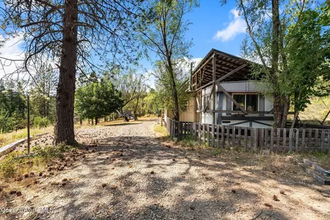 Exterior - 343 Lightning Creek Rd, Clark Fork, ID 83811 photo 2 of 4