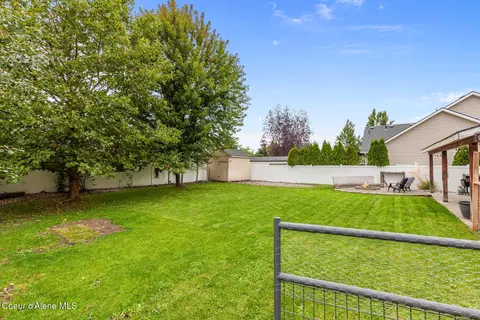 Exterior - 2675 N Sparrow Loop, Post Falls, ID 83854 photo 5 of 7