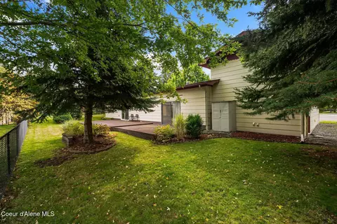 Exterior - 1202 Birch St, Sandpoint, ID 83864 photo 7 of 12
