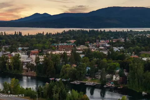 View/Area - 720 N 3rd Ave #5, Sandpoint, ID 83864 photo 17 of 25
