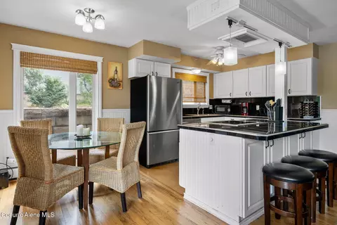 Kitchen - 720 N 3rd Ave #5, Sandpoint, ID 83864 photo 2 of 5