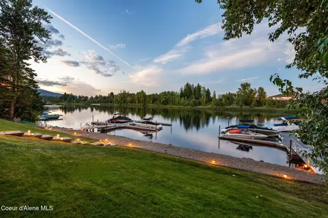 View/Area - 720 N 3rd Ave #5, Sandpoint, ID 83864 photo 1 of 25