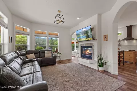 Living - 5326 E Shoreline Dr, Post Falls, ID 83854 photo 1 of 1